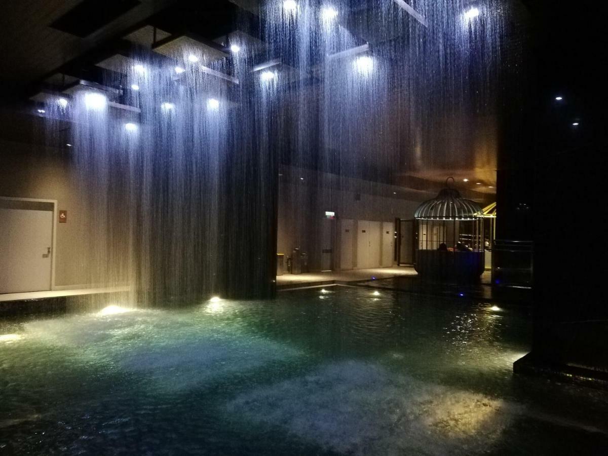 Expressionz Suite Klcc By De Space Куала-Лумпур Экстерьер фото